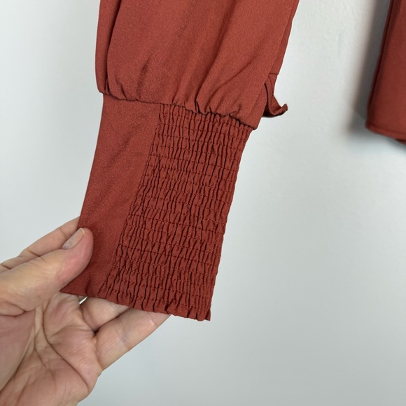 M M Couture Miss Me Rust Blouse w/Ruffle Chest & Smocked Sleeves & Bow Tie Sz M - Picture 8 of 14